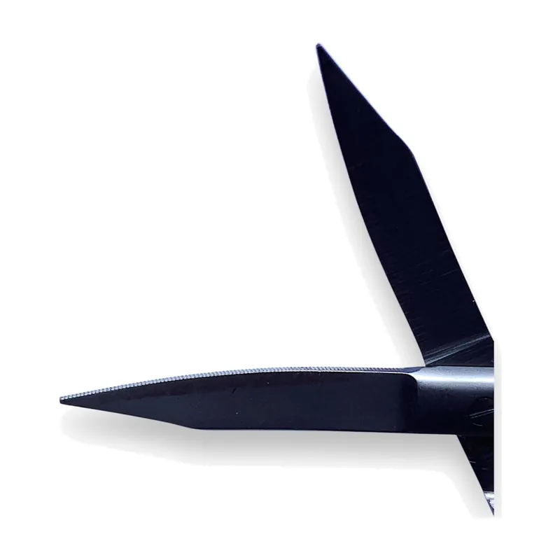 TC Goldman-Fox Scissor Curved Serrated